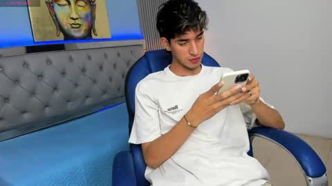 FER PHOENIX online show from 04/08/26, 04:01