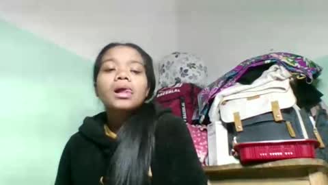 Snapshot of fetranialdy chatting on 09/13/25, 04:23 fetranialdy online show from 09/13/25, 04:23