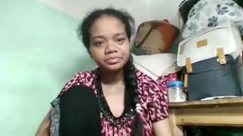 Snapshot of fetranialdy chatting on 10/01/25, 04:40 fetranialdy online show from 10/01/25, 04:40