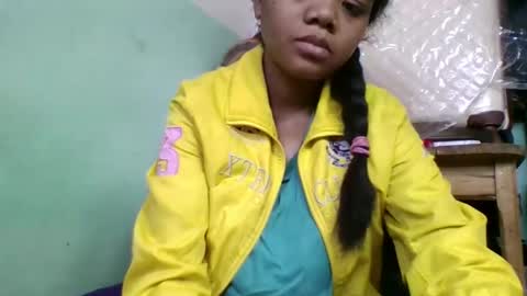 Snapshot of fetranialdy chatting on 12/02/25, 04:40 fetranialdy online show from 12/02/25, 04:40