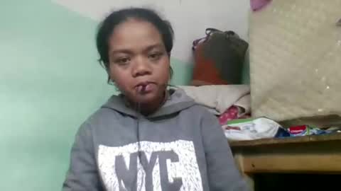 Snapshot of fetranialdy chatting on 12/19/25, 08:21 fetranialdy online show from 12/19/25, 08:21