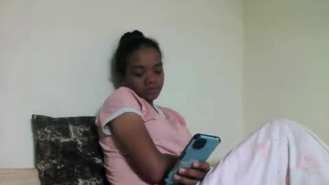 Snapshot of fetranialdy chatting on 05/09/26, 04:12 fetranialdy online show from 05/09/26, 04:12