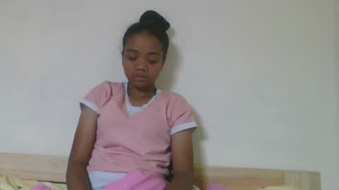 Snapshot of fetranialdy chatting on 05/10/26, 04:17 fetranialdy online show from 05/10/26, 04:17