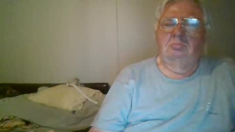 fewxtrapounds985 online show from 10/01/25, 12:55