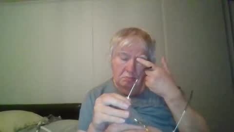 fewxtrapounds985 online show from 12/18/25, 02:23