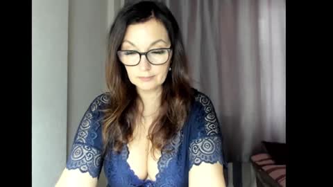 Snapshot of fey_bb chatting on 12/07/24, 04:09 Milana online show from 12/07/24, 04:09