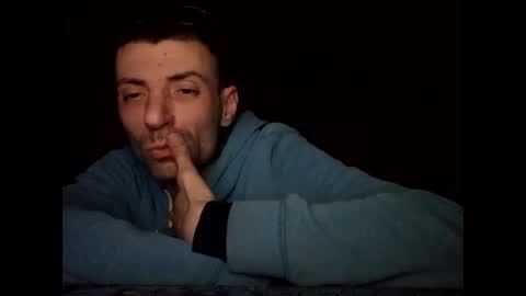 Raised in 90s online show from 04/03/26, 12:30