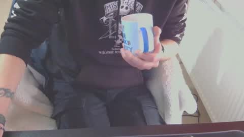 Snapshot of ffys2025 chatting on 02/23/25, 01:32 ffys2025 online show from 02/23/25, 01:32