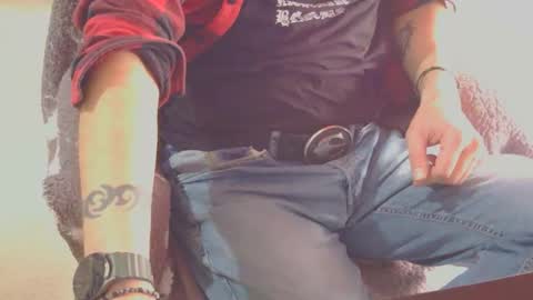 Snapshot of ffys2025 chatting on 10/04/25, 03:32 ffys2025 online show from 10/04/25, 03:32