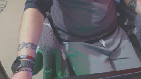 Snapshot of ffys2025 chatting on 01/12/26, 08:47 ffys2025 online show from 01/12/26, 08:47