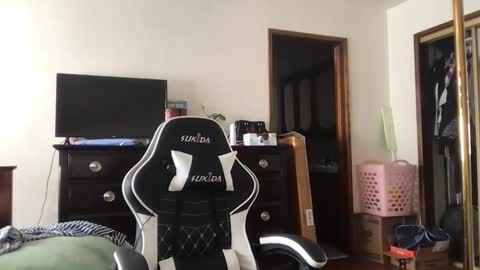 Snapshot of fgsammie chatting on 10/27/25, 06:12 fgsammie online show from 10/27/25, 06:12