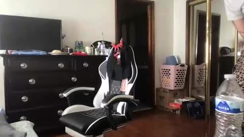 Snapshot of fgsammie chatting on 11/01/25, 05:48 fgsammie online show from 11/01/25, 05:48