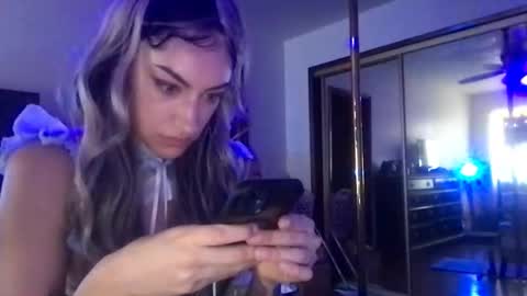 Snapshot of fgsammie chatting on 11/04/25, 10:53 fgsammie online show from 11/04/25, 10:53