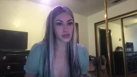 Snapshot of fgsammie chatting on 11/16/25, 08:58 fgsammie online show from 11/16/25, 08:58