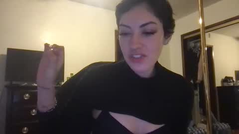 Snapshot of fgsammie chatting on 11/20/25, 10:42 fgsammie online show from 11/20/25, 10:42