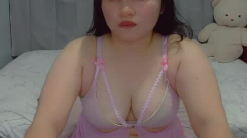 fhwilloughbyxx online show from 04/17/26, 09:45