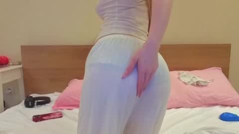 Fia online show from 04/26/26, 12:36