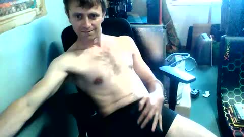 Snapshot of fiddy5 chatting on 06/07/26, 02:21 fiddy5 online show from 06/07/26, 02:21