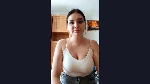 Snapshot of fideliaottino chatting on 09/27/25, 06:07 Dana online show from 09/27/25, 06:07