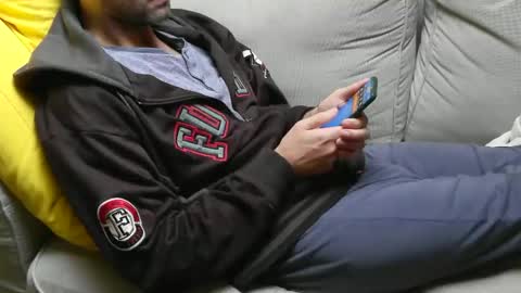 Snapshot of fidelio89 chatting on 10/26/25, 09:37 Fid online show from 10/26/25, 09:37