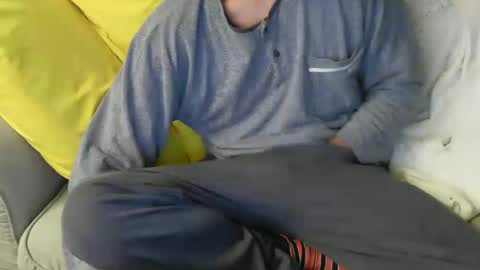 Snapshot of fidelio89 chatting on 10/27/25, 06:12 Fid online show from 10/27/25, 06:12