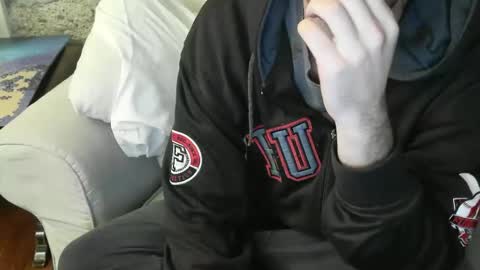 Snapshot of fidelio89 chatting on 11/16/25, 10:04 Fid online show from 11/16/25, 10:04