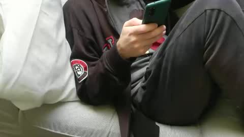 Snapshot of fidelio89 chatting on 11/17/25, 10:21 Fid online show from 11/17/25, 10:21