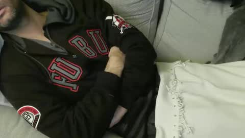 Snapshot of fidelio89 chatting on 11/20/25, 09:47 Fid online show from 11/20/25, 09:47