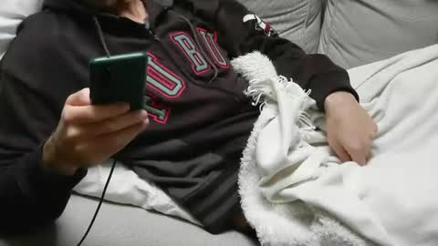 Snapshot of fidelio89 chatting on 11/22/25, 09:52 Fid online show from 11/22/25, 09:52