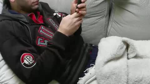 Snapshot of fidelio89 chatting on 11/23/25, 09:42 Fid online show from 11/23/25, 09:42