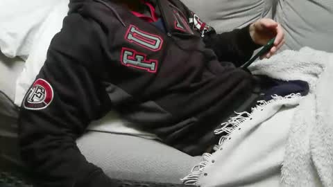 Snapshot of fidelio89 chatting on 11/25/25, 10:15 Fid online show from 11/25/25, 10:15