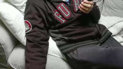 Snapshot of fidelio89 chatting on 12/04/25, 09:07 Fid online show from 12/04/25, 09:07