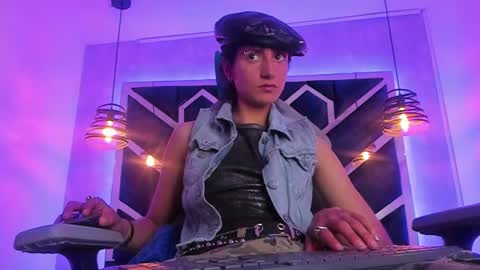   online show from 01/15/25, 02:56