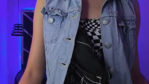   online show from 01/28/25, 12:11