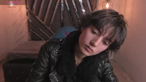   online show from 02/11/25, 11:54