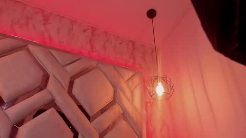   online show from 02/12/25, 06:09