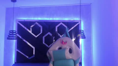   online show from 03/12/25, 11:53