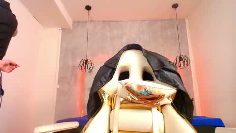   online show from 09/09/25, 11:54