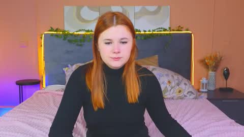 Snapshot of fiery_foxy chatting on 10/13/25, 04:12 Mabel online show from 10/13/25, 04:12