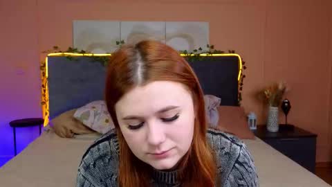 Snapshot of fiery_foxy chatting on 11/09/25, 04:11 Mabel online show from 11/09/25, 04:11