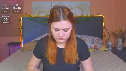 Snapshot of fiery_foxy chatting on 11/29/25, 04:15 Mabel online show from 11/29/25, 04:15