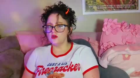 Snapshot of fieryminx67 chatting on 10/01/25, 05:24 fieryminx67 online show from 10/01/25, 05:24