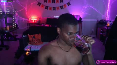 Snapshot of figure_male chatting on 10/18/25, 05:35 Jay online show from 10/18/25, 05:35