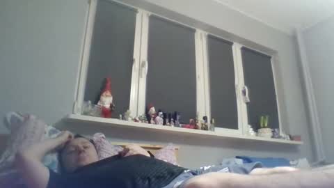 filipek757 online show from 12/21/25, 09:55