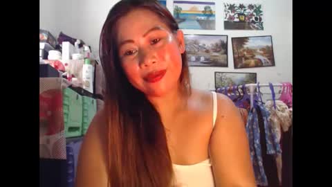 Snapshot of filipina_beauty69 chatting on 11/15/25, 01:36 filipina beauty. online show from 11/15/25, 01:36