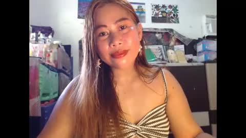 Snapshot of filipina_beauty69 chatting on 02/15/26, 02:19 filipina beauty. online show from 02/15/26, 02:19