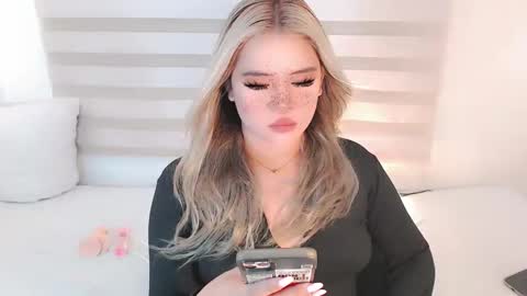  Angela  DONT FORGET TO FOLLOW AND GIVE ME APPRECIATION online show from 04/08/26, 04:45