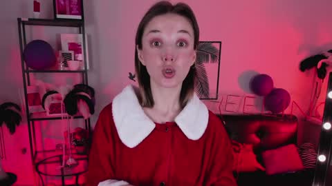 cap and Lana  online show from 12/25/24, 08:29