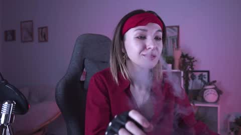 cap and Lana  online show from 01/17/25, 08:13