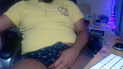 Snapshot of filisdude chatting on 12/23/24, 04:44 frank online show from 12/23/24, 04:44